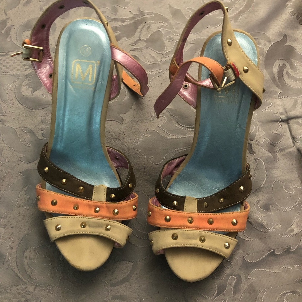 Sandals - Picture 2 of 2